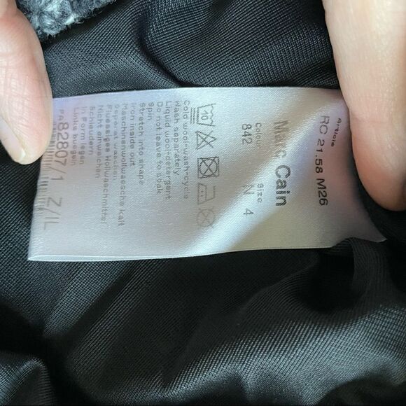 Marc Cain Wool Blend Winter Shift Dress with Hidden Zip and Button Size M - Picture 16 of 16